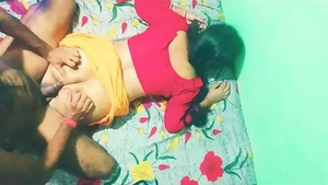 Bhabhi ko ulta kar ke gand ki malish ki ou payas bujhai