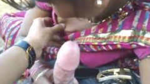 Bhabhi babe gives a hot blowjob and talks dirty in clear audio