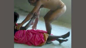 New video of desi worker having sex with randi