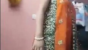 Dissatisfied Sexy Bengali Boudi Fingered