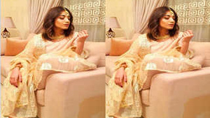 Amateur NRI Girl Gives a Sensual Blowjob and Shows Her Lovers Nude Body in Exclusive Video