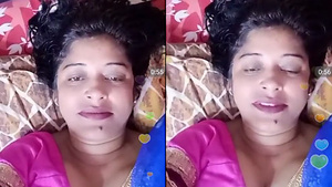 Aunts new show: a steamy chat with her