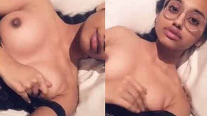 Desi girl teases her boyfriend with her exposing body