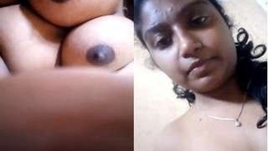 Canandas Indian Pussy Gets Pounded in HD Video