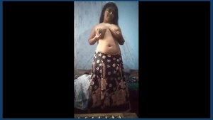 Bigass Desi Girl Showing And Fingering