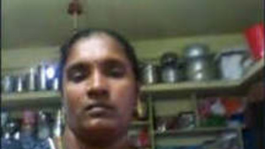 Telugu Bhabhi Showing Breasts