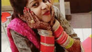 New Clips of a Hot Newlywed Bhabi