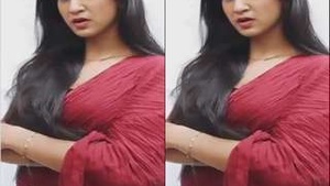 Exclusive Desi Girl Shows Off Her Tight Pussy