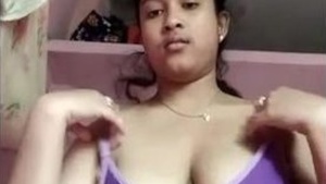 Hot look Desi indian girl showing breasts and pussy