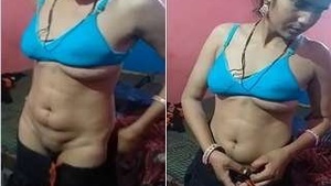 Exclusive Randi Bhabhi in Clothes Gets Naughty After Sex