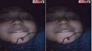 Amateur Indian Girl Shows Off Her Breasts and Vagina on VK