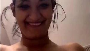 Nri girl showing pussy in Nude video with BF