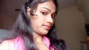 Tamil girl takes a naked bath in this steamy video
