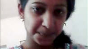 desi indian girl showing her thick hairy wet pussy