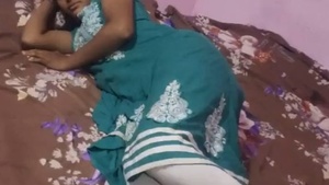 Desi Bhabhi handjob and fucked clips
