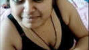 Beautiful girl in Hindi gives a stunning blowjob and handjob with clear speech