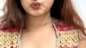 Aras Live Show in September: A Sensual Journey