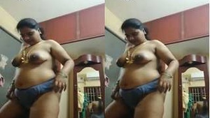 Exclusive Bhabhi Shows Off Her Sexy Body
