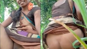 Telugu wife flaunts her curves in the open air