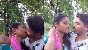 Exclusive Desi Lover Kisses in a Hot Video