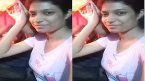 Desi beauty strips and flaunts her naked body in this exclusive porn video