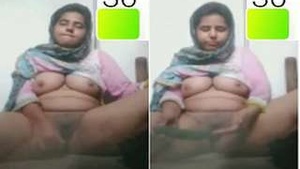 Part 2: Pakis Horny Wife Masturbates in Amateur Porn