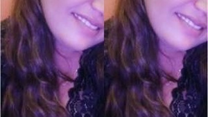 Exclusive Video of Pakis Sexy Showing Off Her Boobs and Pussy