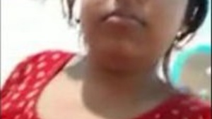 Sexy bhabi show boobs