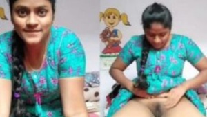 Tamil hot girl showing pussy and ass