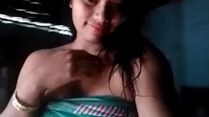 Cutiee Bhabhi teasing seducing devr
