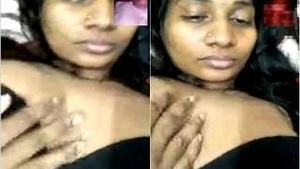Telugu Girls Sensual Display of Her Pussy