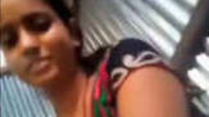 Shy Desi girlfriend plays with her boyfriends dick while kissing and making out