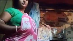 Boudi Shows Her Big Breasts