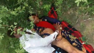 Outdoor sex with couple caught in the act