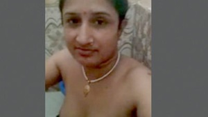 Desi Sexy Married Bhabi Bath Marged