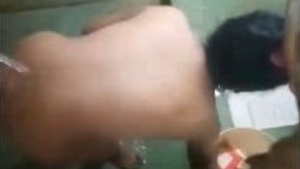 Desi teen nude banheira