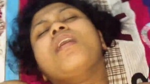 Bhabi hard anal fucking her pussy with moaning