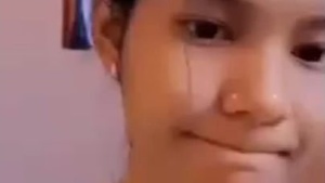 Desi cute teen girl showing breasts pussy