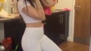 Hot Punjabi Girl In Sexy Dance Movies