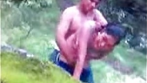 Young and amateur couple’s hardcore outdoor sex adventure