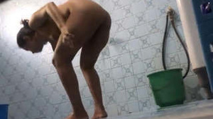 Lankan Tamil bathing and fucking woman