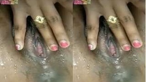 Desi Girls Sensual Display of Her Wet Vagina