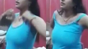 DESI BHABHI around with her breasts