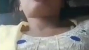 Desi bhabi tight pussy wet fuck