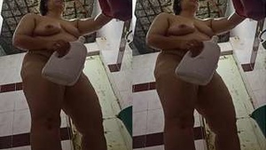 Desi Bhabhis Exclusive Bath Video Recorded Today