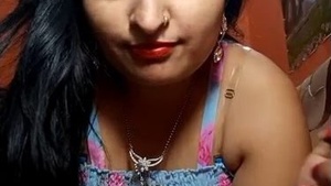 Sexy Bhabhi Shows Breasts And Fingering