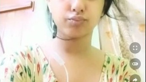 RU hi beautiful Bhabhi Nude Show