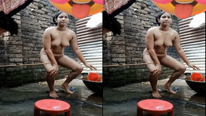 Amateur Indian Girl Shows Off Her Breasts and Pussy in Part 5