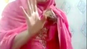 SuperHorny Sexy Figure Married Girl Showing