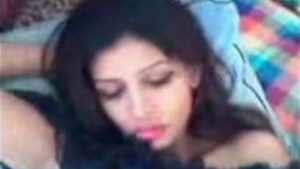 Indian college student sucking dick